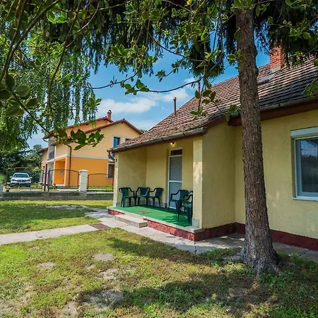 Magdolna In Siofok/balaton 36166 בית נופש *