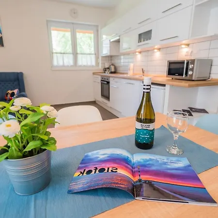 Magdolna In - Balaton 36166 Siófok