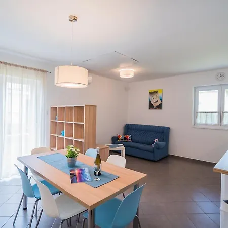 Magdolna In - Balaton 36166 شيوفوك