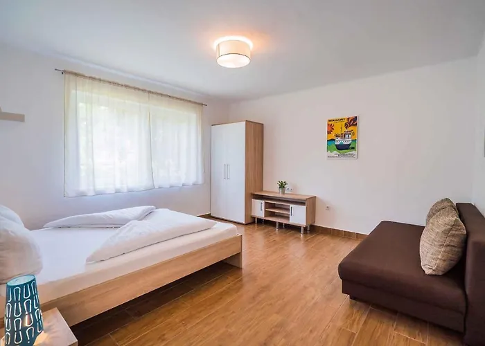 Magdolna In - Balaton 36166 Siófok