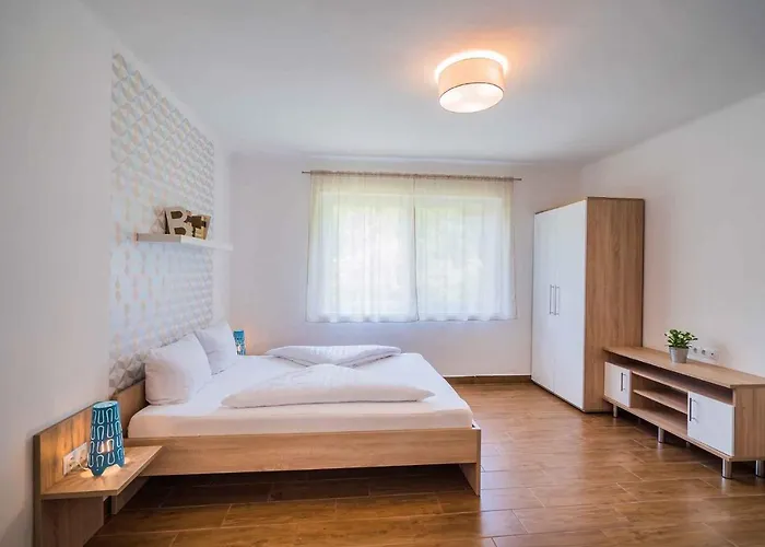 Magdolna In - Balaton 36166 Feriehus *