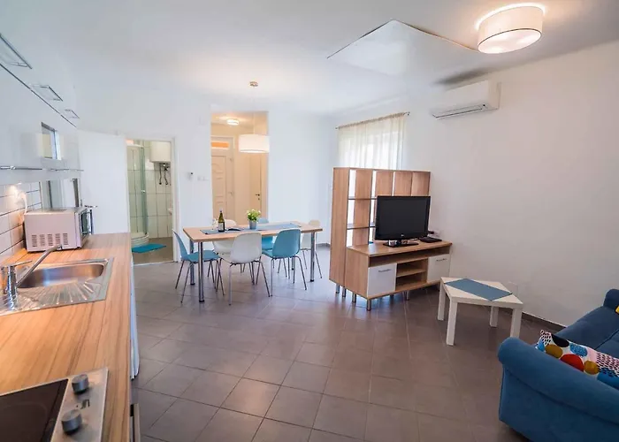 Magdolna In - Balaton 36166 * Siófok