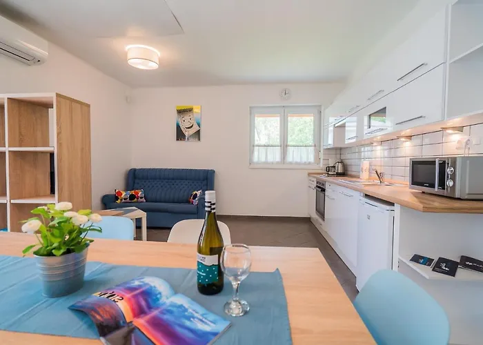 Magdolna In - Balaton 36166 Feriehus Siófok